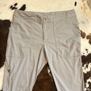 Columbia crop pants size 6